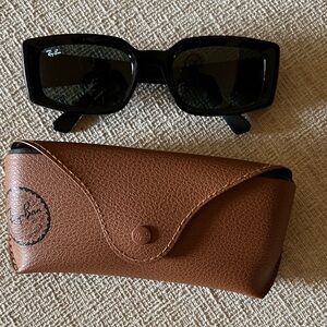 Ray-Ban Women's Black Sunglasses with Brown Case